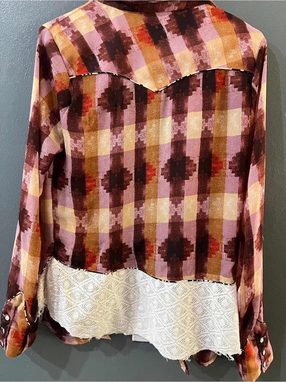 BKE blouse - Picture 2 of 3